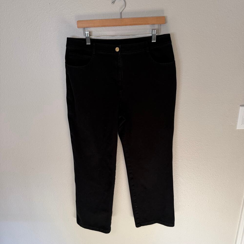 St. John Black Straight Leg Ankle Length Pants Size 12